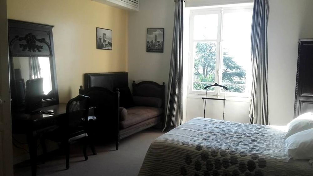 Hotel La Villa Сен-Пьер-д'Ирюб Экстерьер фото